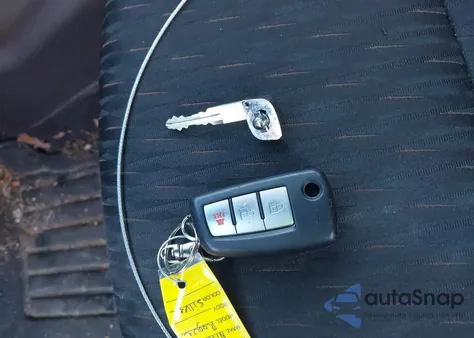 2017 Nissan Rogue S z USA, uszkodzony, nr VIN 5N1AT2MV8HC785306